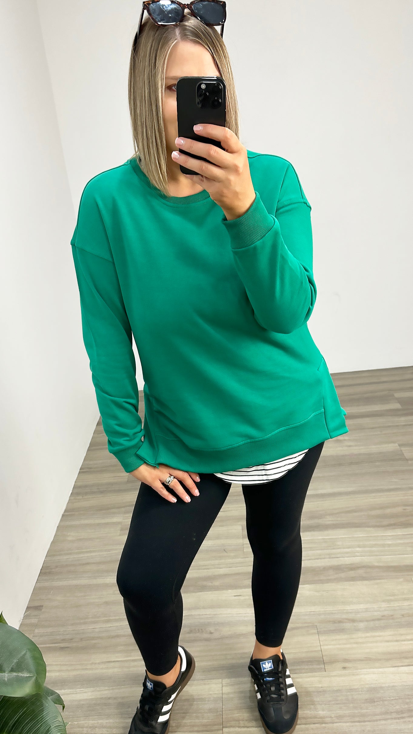 Betty Basics Easy Crew Sweat Green