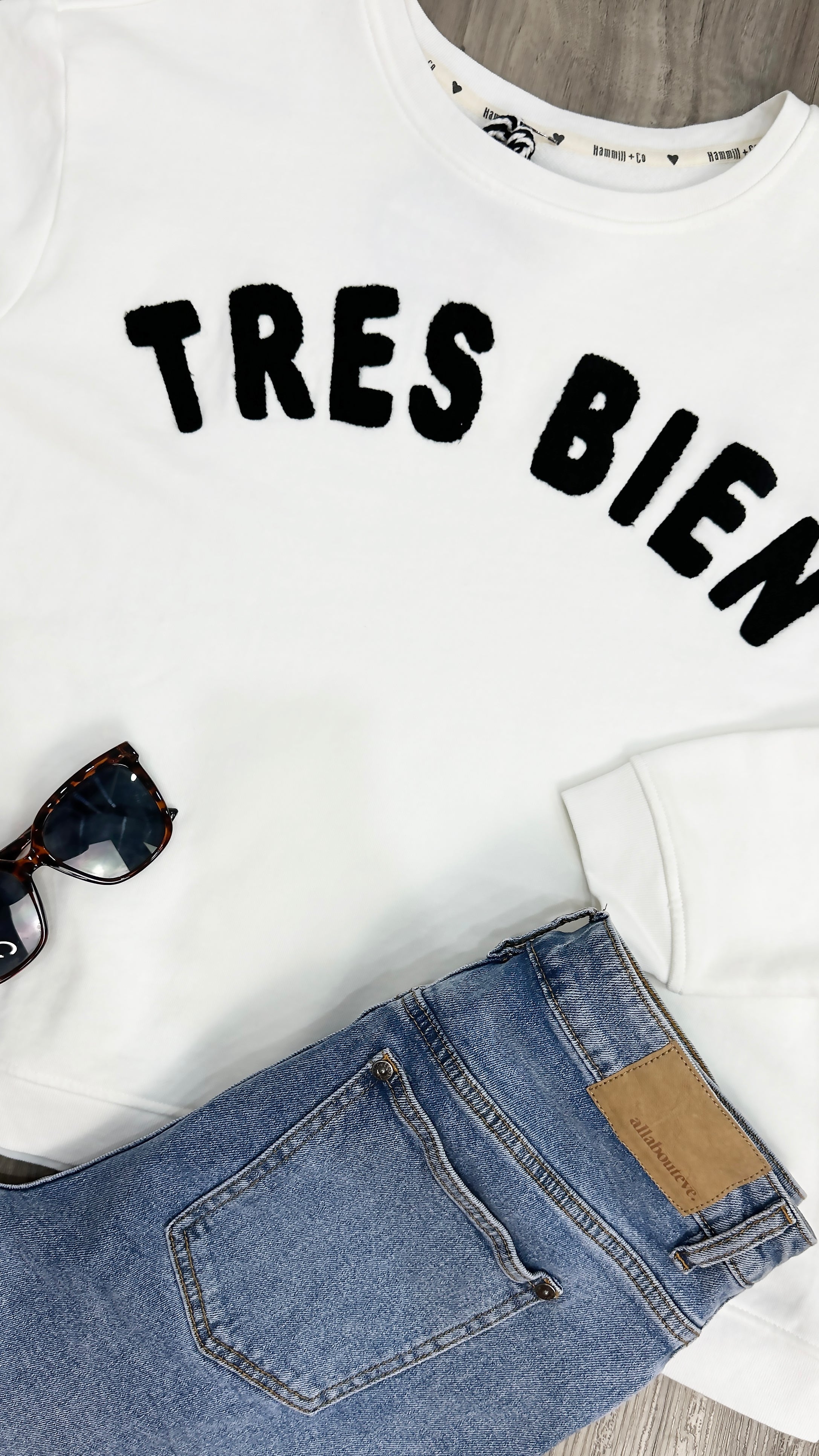 Hammill + Co Tres Bien Sweat Off White