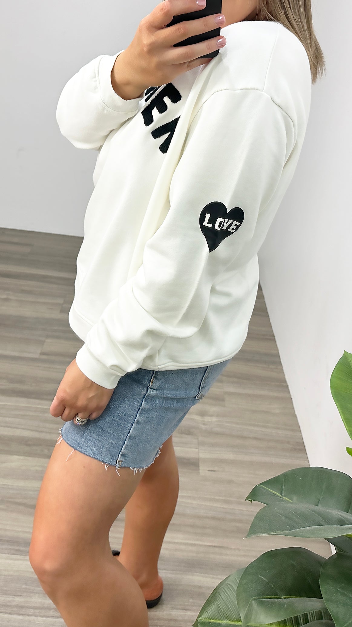 Hammill + Co Tres Bien Sweat Off White