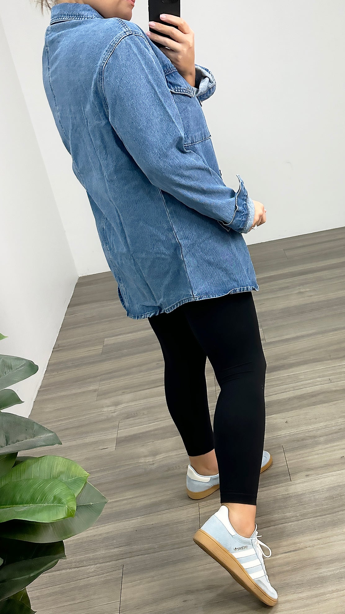 Cara Denim Shacket Mid