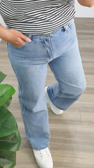 Sally Straight Leg Jean