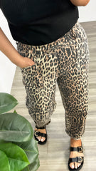 Leo Barrel Jean Leopard